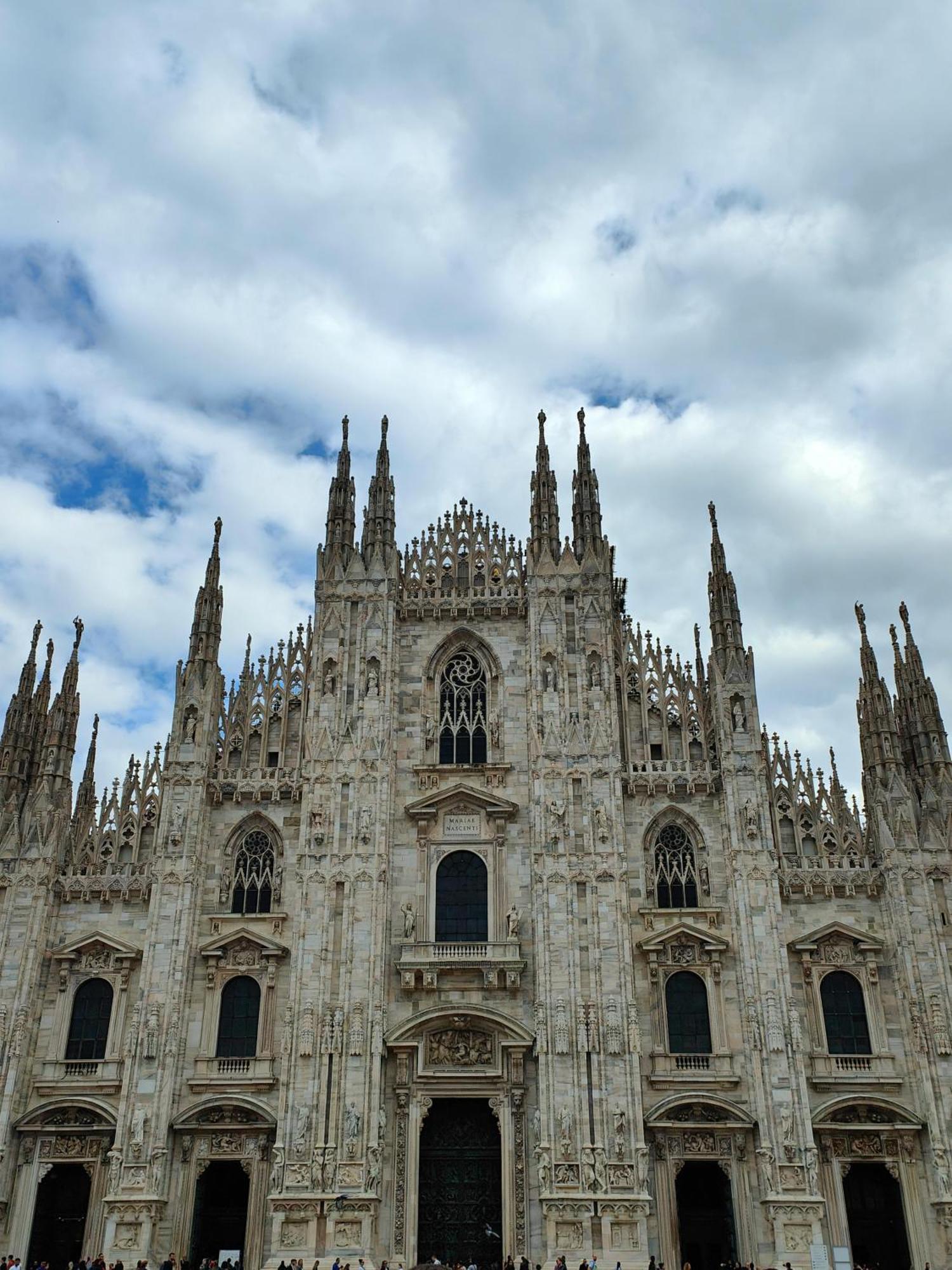 Argento, Bright Flat In The Center, 7 Guests, Parking & Wifi, Near To 3 Tram Lines And The Metro - Well Connected To Airports And To The Train Station Mailand