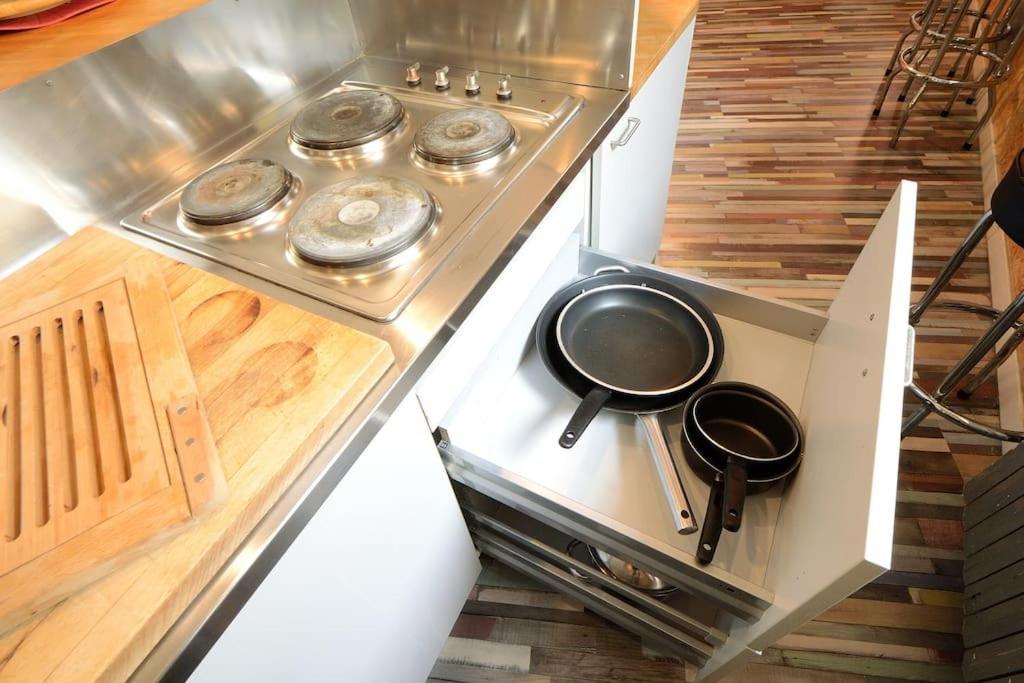 Argento, Bright Flat In The Center, 7 Guests, Parking & Wifi, Near To 3 Tram Lines And The Metro - Well Connected To Airports And To The Train Station * Mailand
