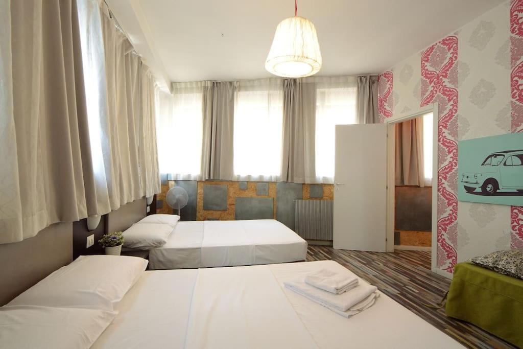 Argento, Bright Flat In The Center, 7 Guests, Parking & Wifi, Near To 3 Tram Lines And The Metro - Well Connected To Airports And To The Train Station Mailand